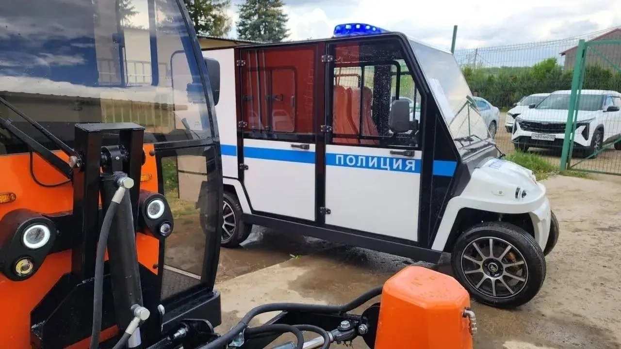 Полицейских в России планируют пересадить на электромобили «Урбис» – первые образцы уже...