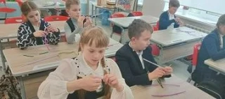 В 4А классе прошёл настоящий весенний мастер-класс по изготовлению пасхального букета! Ребята с боль