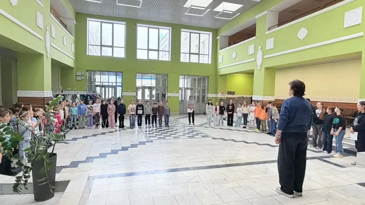 💥 ШОУ В ПРИШКОЛЬНОМ ЛАГЕРЕ   Сегодня в нашем пришкольном лагере прошло незабываемое Шоу «Я надувной»