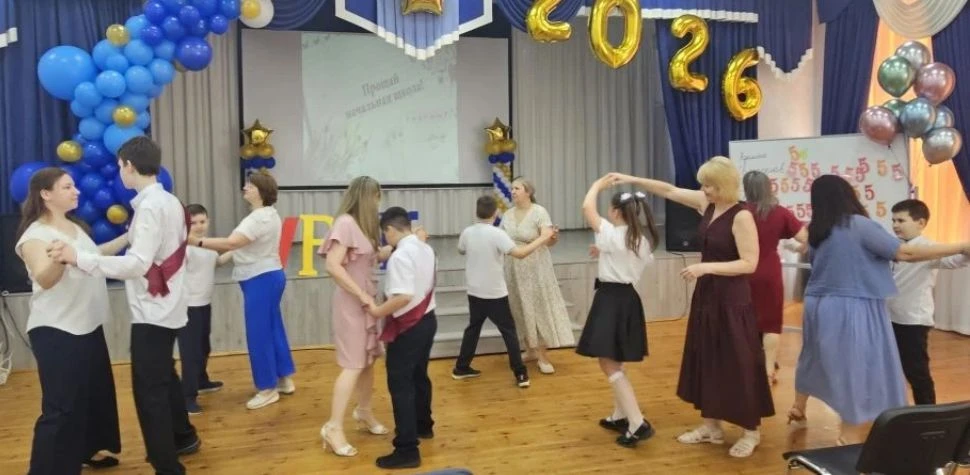 🎓Последний звонок в ресурсном классе      В последние дни мая прозвенел последний звонок для первых 