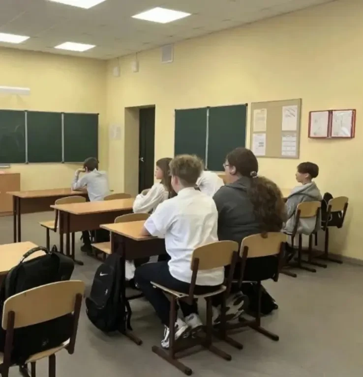 Калининским Домом культуры проведён исторический час "Сентябрь 45-го. Последние залпы В...
