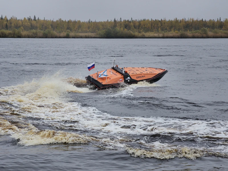 В Архангельской области спустили на воду беспилотный катер «Оркан-2». Эта штука грузопо...