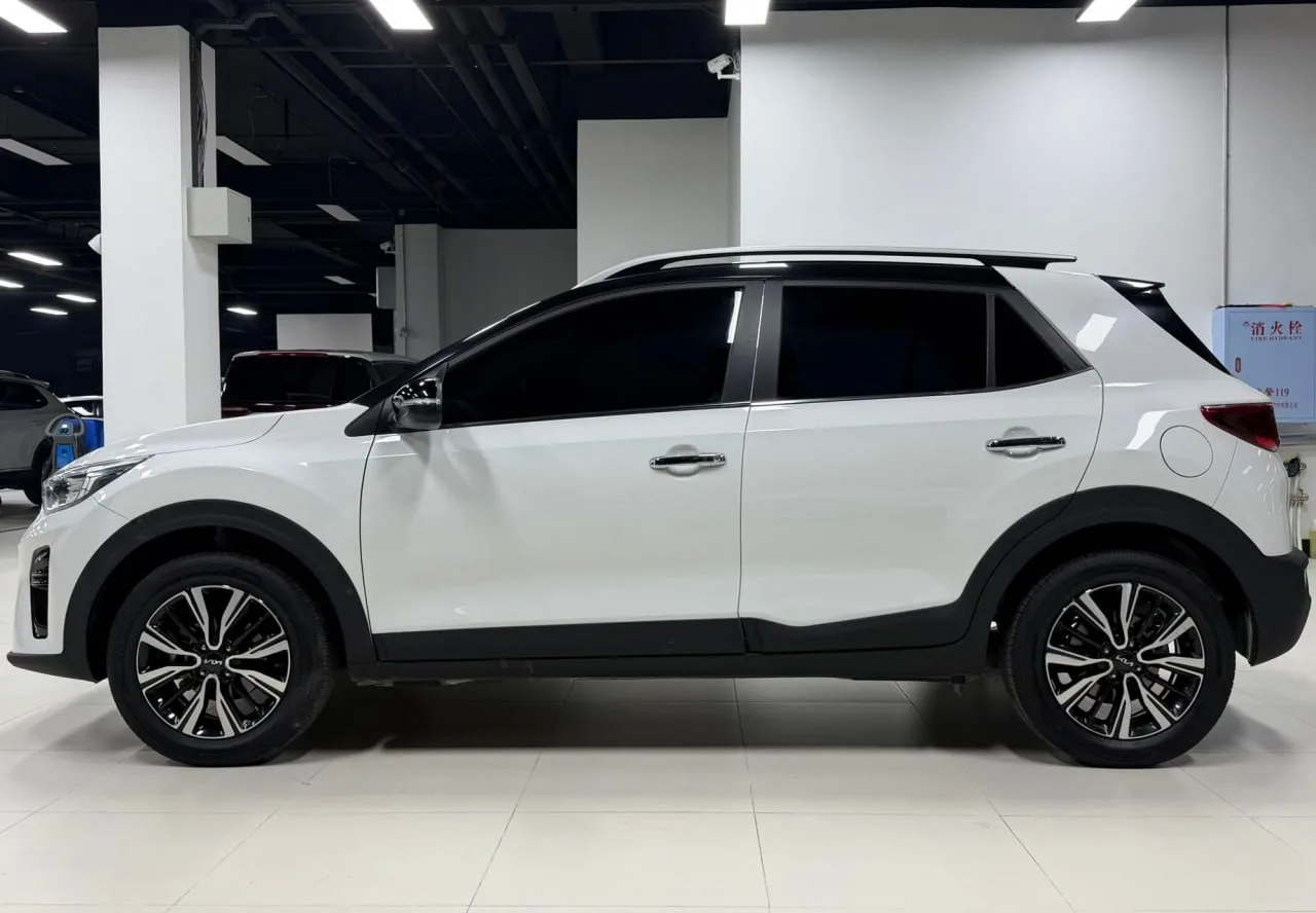 🚗 KIA Sonet 1.4L CVT Fun Sunroof Edition (2021)  В наличии в Китае 🇨🇳 📍 Стоимость под ключ до Владив