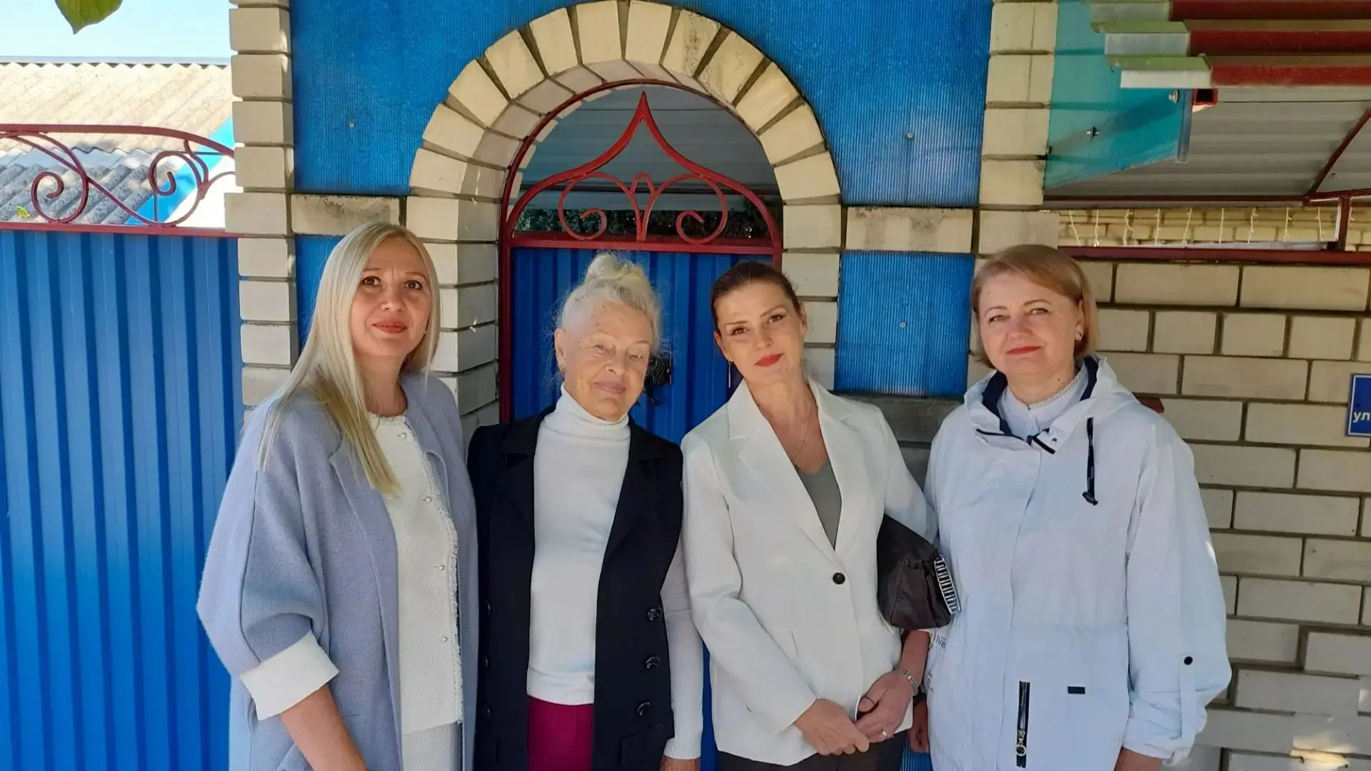 💞Тепло сердец сквозь года: как в Первой Александровской поздравили наставников