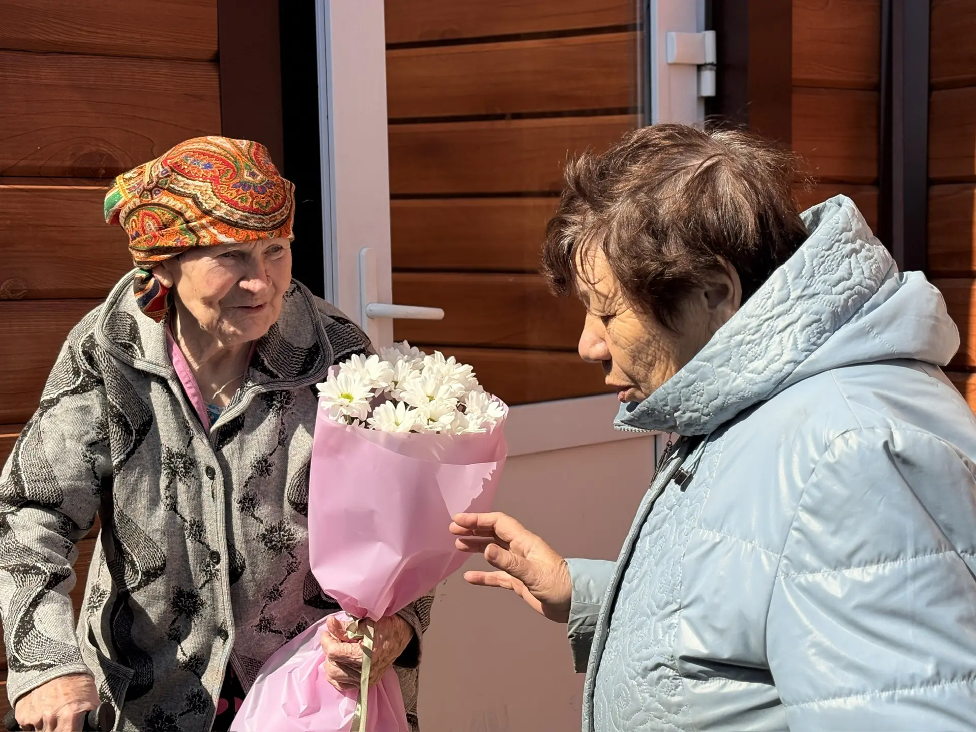 Труженица тыла Екатерина Сверчкова из Лаишево принимает поздравления с 98-летием  Сегодня день рожде
