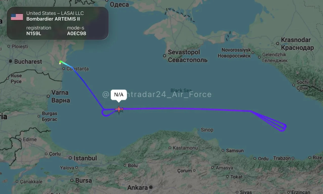Над Чёрным морем работает:
🇺🇸 Bombardier Challenger 650 Artemis — самолёт разведки и целеуказания
