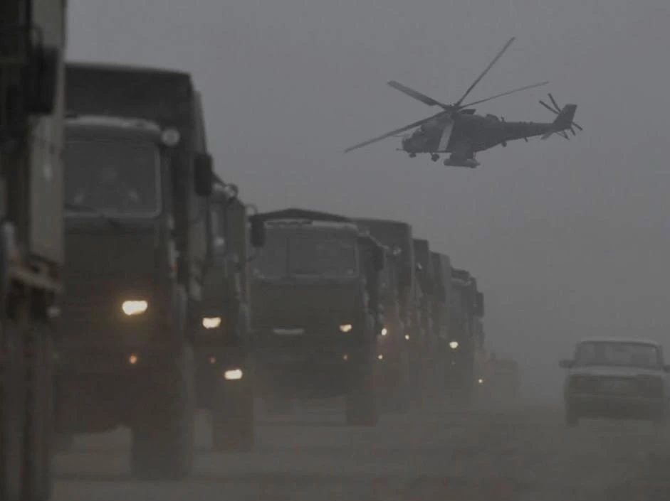 В Госдуме призвали ставить Россию на военные рельсы, заявив, что страна "подвергается серьёзной угро