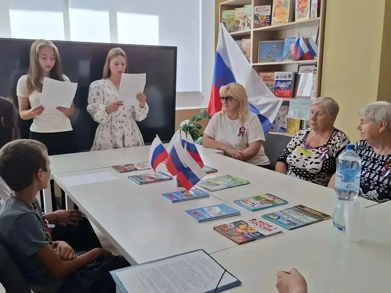 Сотрудники районных отделов ЗАГС Херсонской области приняли активное участие в празднов...