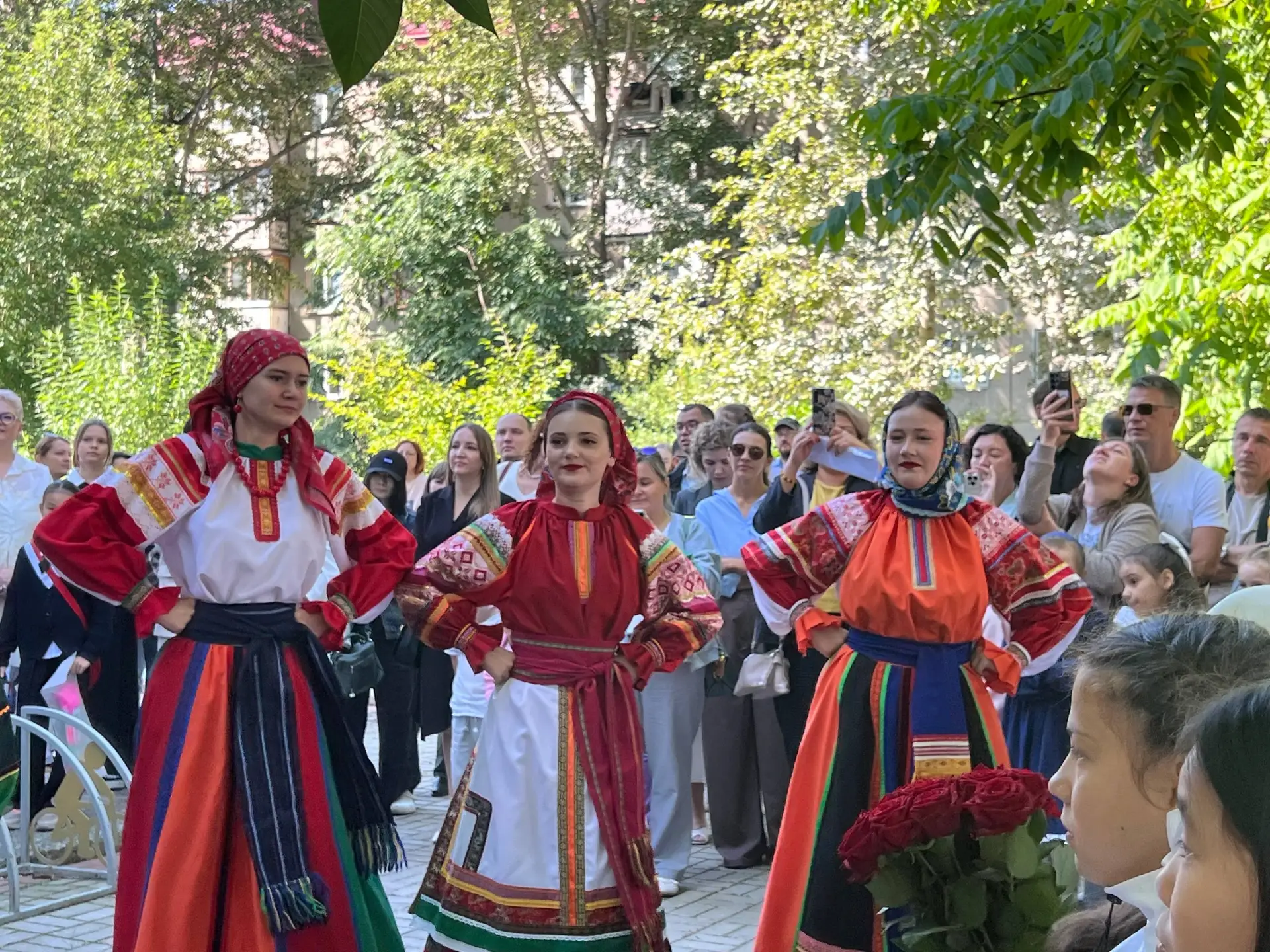 🎉 День знаний в нашей школе: яркий старт нового учебного года!