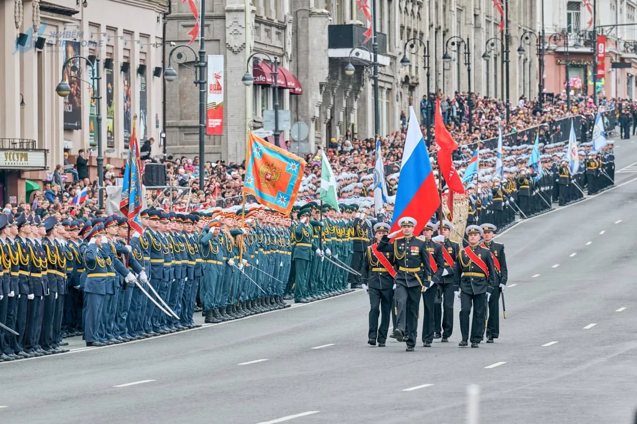 🥇 В День Победы во Владивостоке пройдут парад войск и техники, концерты и фейерверк   Парад пройдёт 