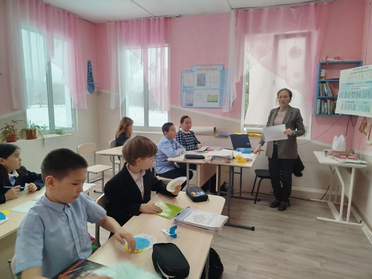 Прошлая неделя нашей школе запомнилась как яркая и насыщенная Неделя Математики!