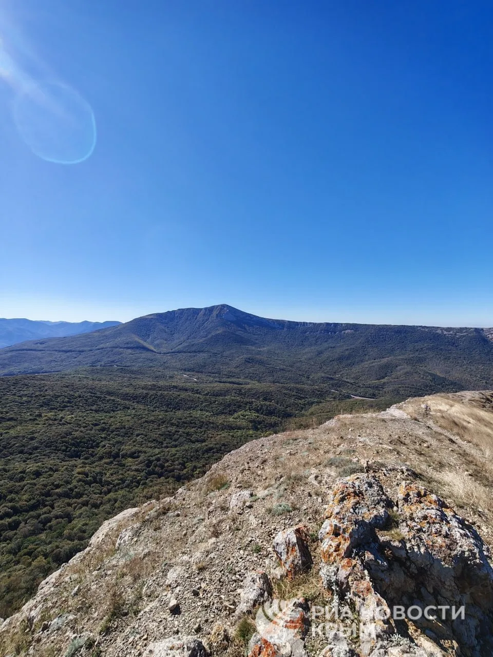 🏞 Панорамные виды с вершины Пахкал-Кая у Алушты.