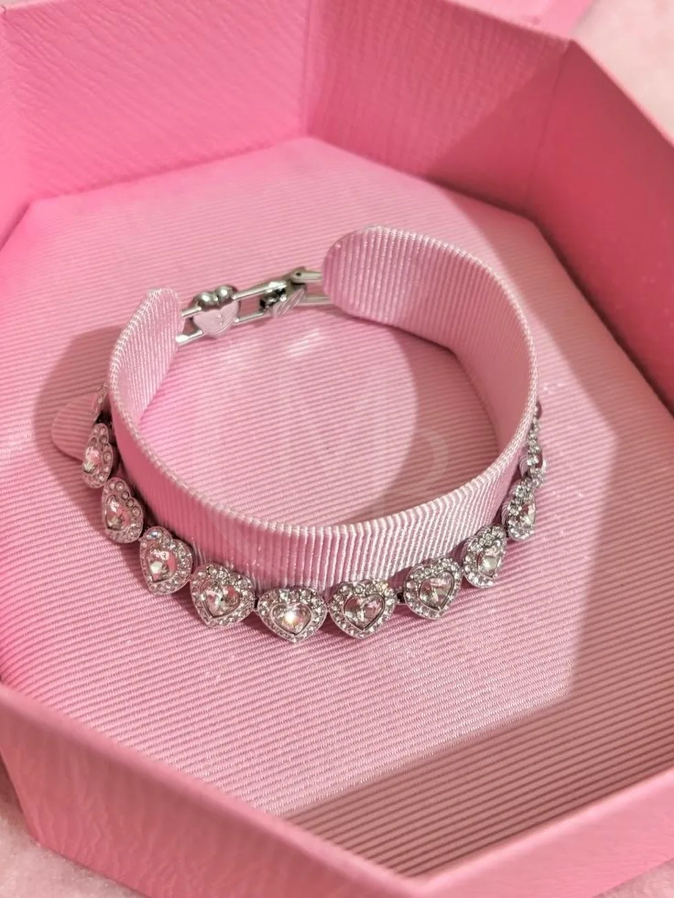 💎 SWAROVSKI × ARIANA GRANDE