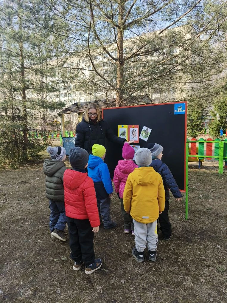 В рамках занятия в 10 группе «Колокольчик» ребята познакомились с перелётными птицами �...