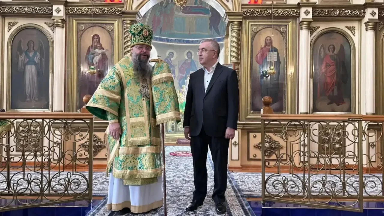 🤝🏻 Юрий Левицкий поздравил владыку Варлаама с Днем тезоименитства
 
Первый заместитель Председател