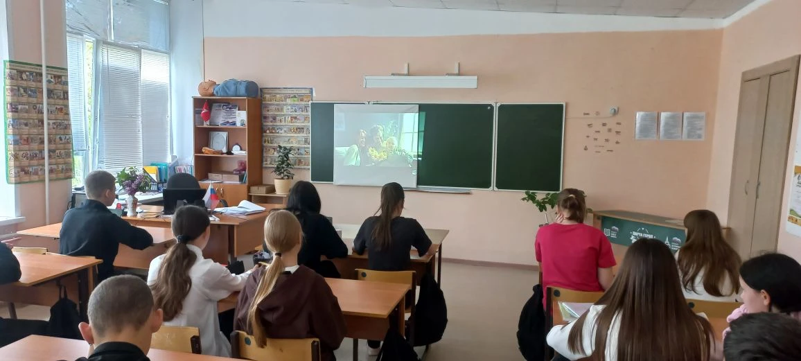 🎬 В нашей школе прошли замечательные киноуроки! 🎉