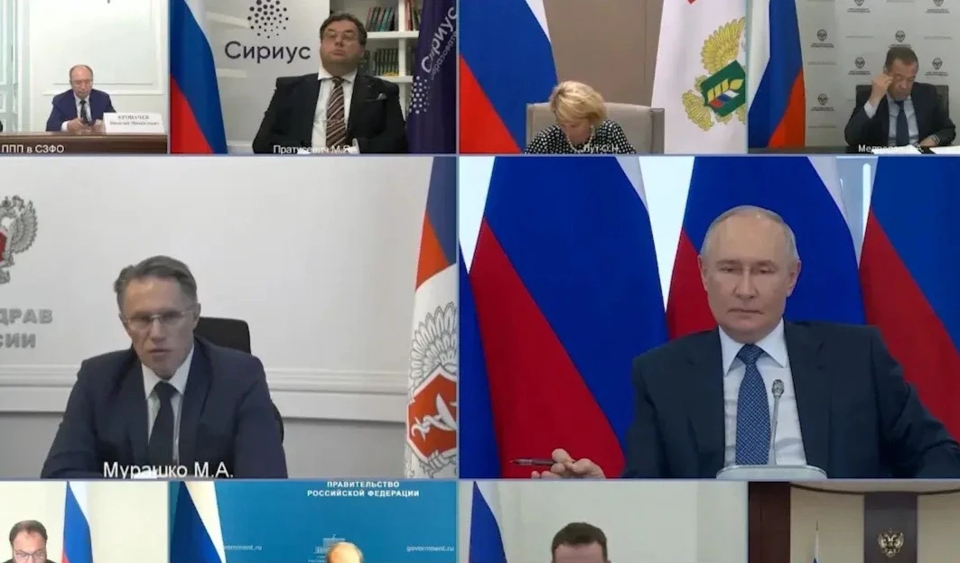 🏫 Михаил Мурашко: Медвузы становятся полноценными научно-производственными кластерами