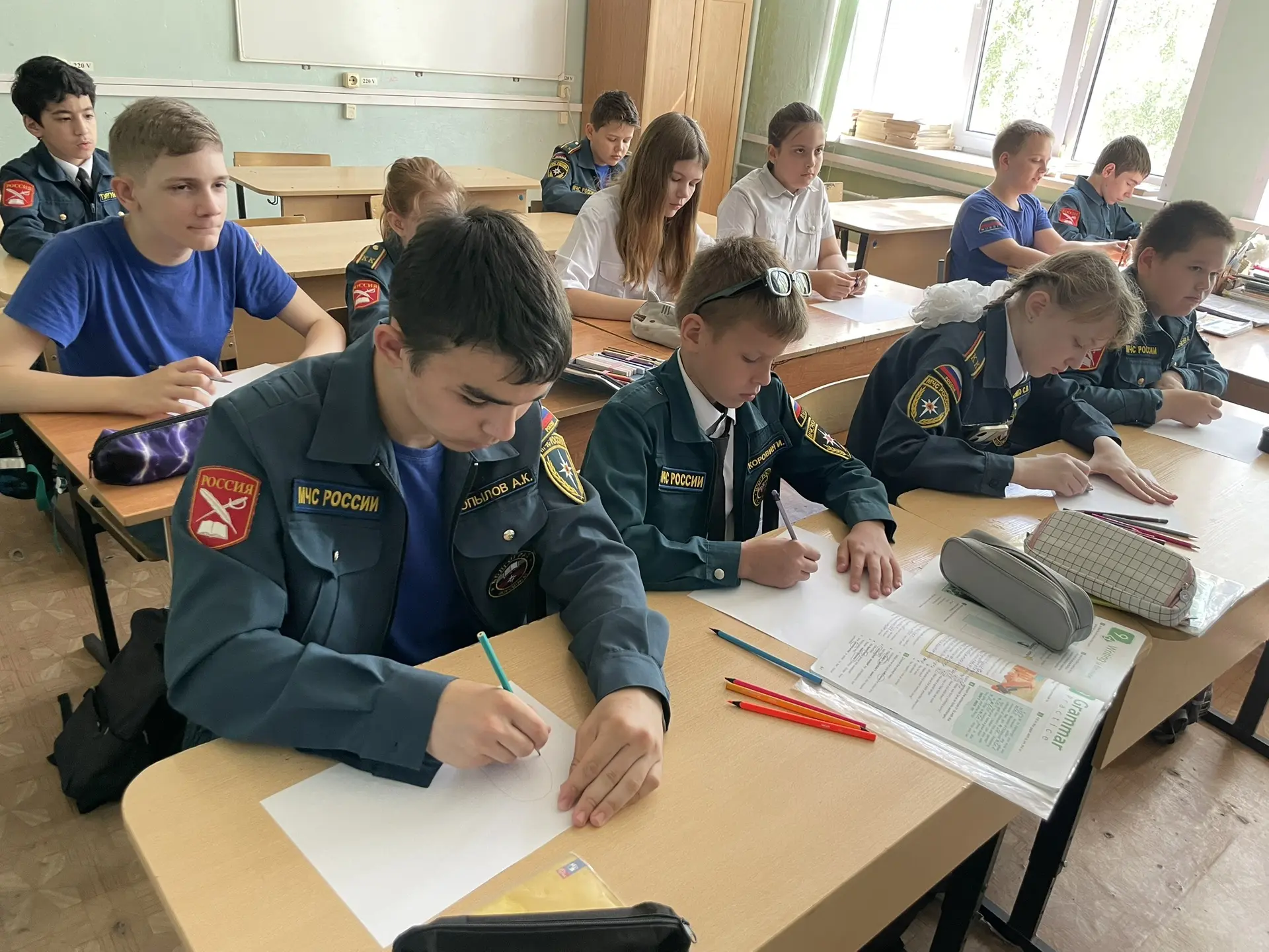 📜 Родное слово, живая нить времён: как наша школа встретила День славянской письменности  Ежегодно 2