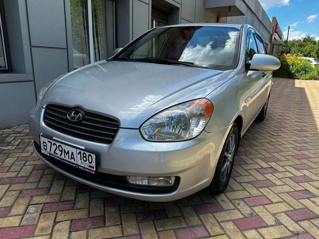 Продам Hyundai accent 2010 год в очень хорошем состоянии один хозяин есть кондиционер с...
