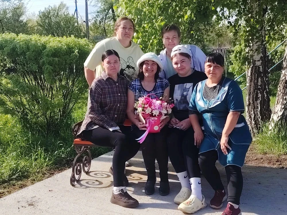 🥳🥳🥳 Сегодня в день пограничника отмечает своё День рождения, наш лаборант по питанию...