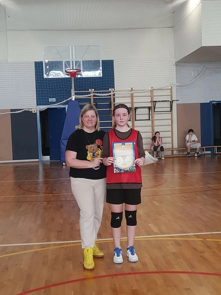 Каникулы с пользой: яркие игры по баскетболу!🏀✨  Сегодня в нашем спортивном зале кипели нешуточные с