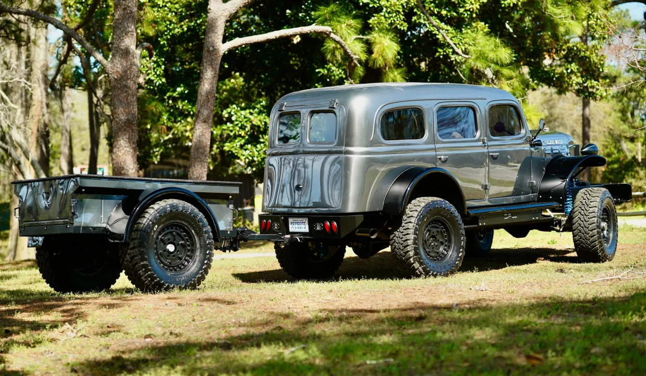 Dodge 40-х годов превратили в 700-сильный внедорожный монстр за $500 000   Американское ателье Deser