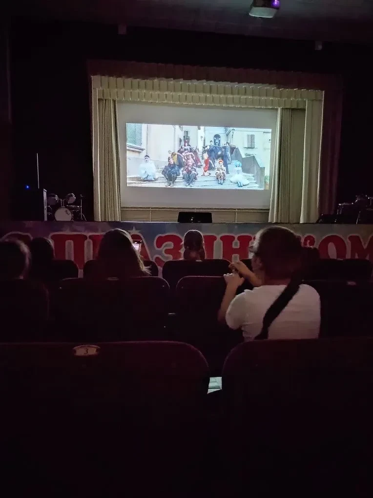 БУРАТИНО
Ребята  из  лагеря  «Зеленая  планета»  посмотрели новую версию фильма «Буратино»! С первых