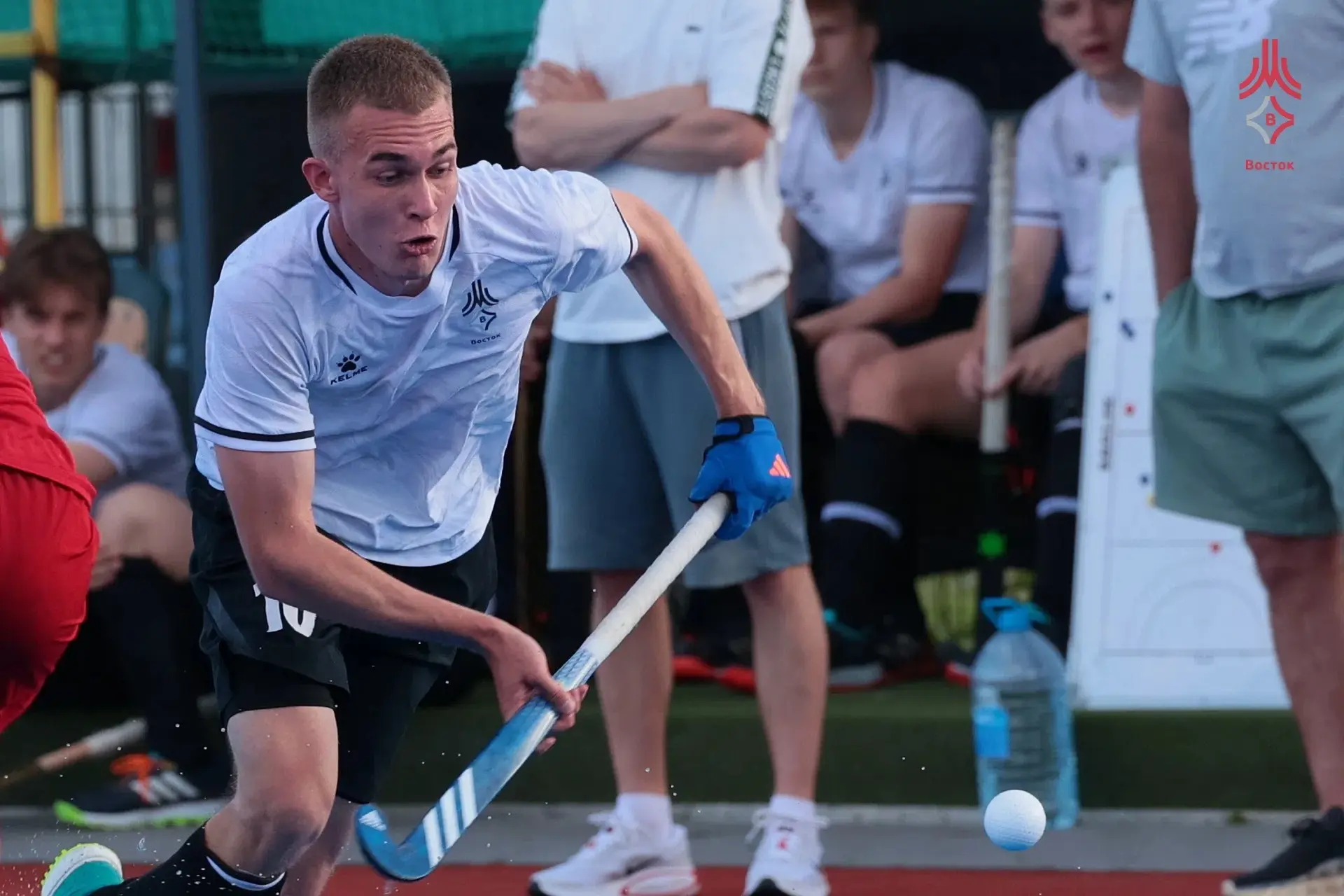 🏑 Сегодня в чемпионате России по хоккею на траве среди мужских команд Суперлиги стартует общий тур.