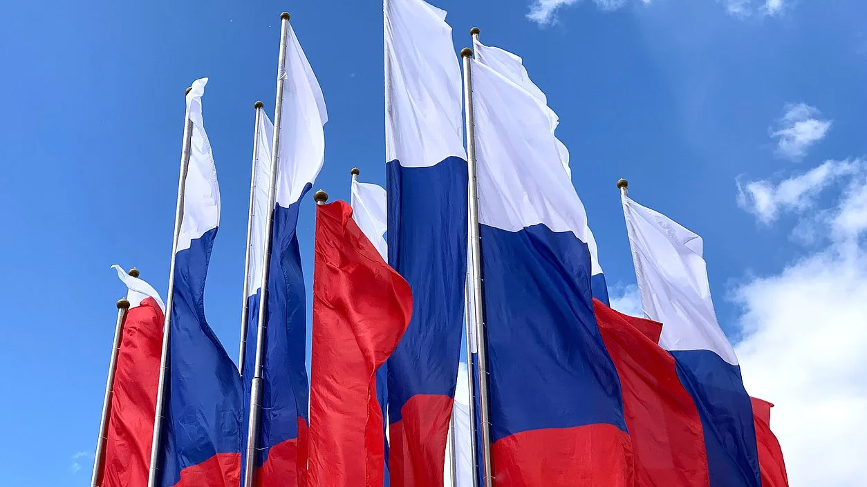 Расширены возможности использования Государственного флага РФ на спортивных объектах

Инициативу под