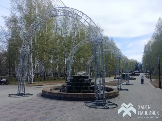 В парке имени Бориса Лосева заработали фонтаны! ⛲  👨‍👩‍👧‍👦 Наступила пора выбрать время и вместе с р