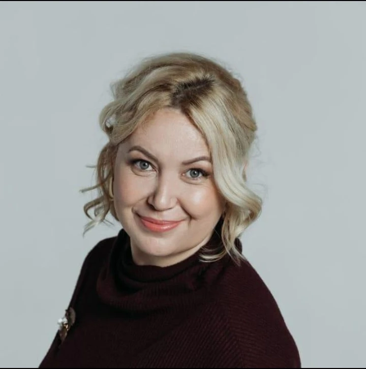 Я Анна Бекгофф - психолог, телесный терапевт, массажист.

Делаю бережный массаж
И Спа программы боле
