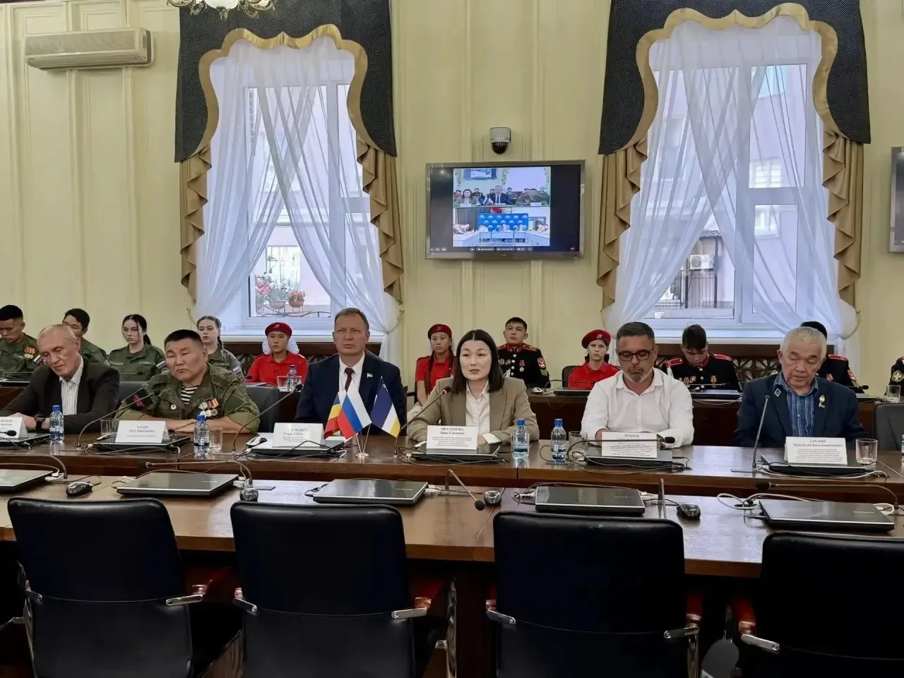 Открытие совместной межрегиональной мультимедийной выставки, посвященной подвигам участ...