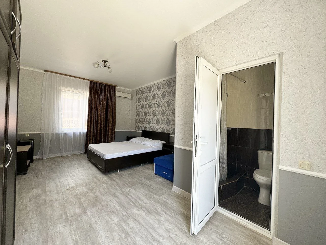 #ЛДЗАА ул. Рыбзаводская, 51  "АССИР" гостевой дом в 3 минутах от моря  🏖 пешком 3 минуты (250 м) пля