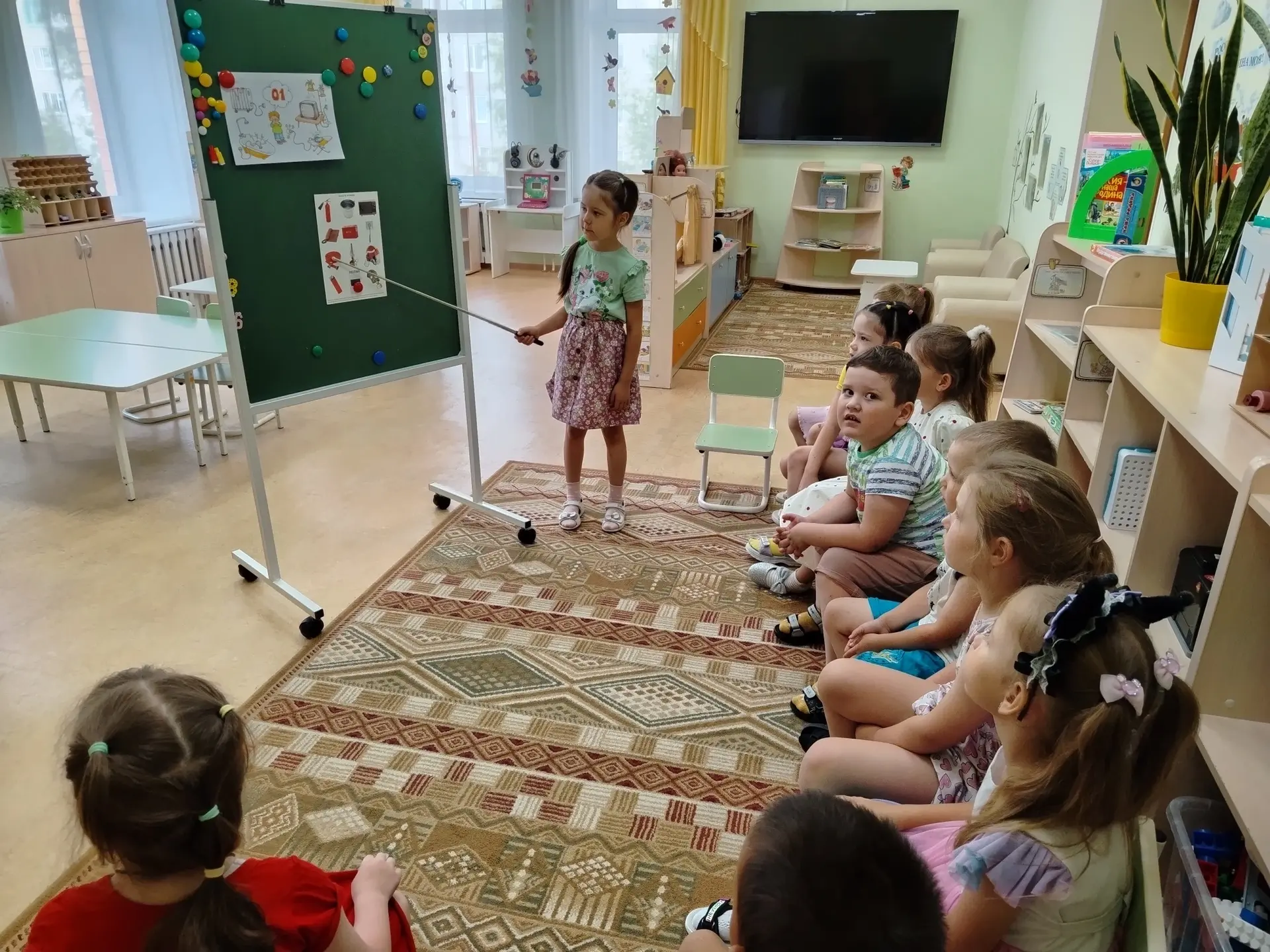 В группе № 16 «Золушка» прошел тематический день, посвященный правилам пожарной безопасности.

С цел