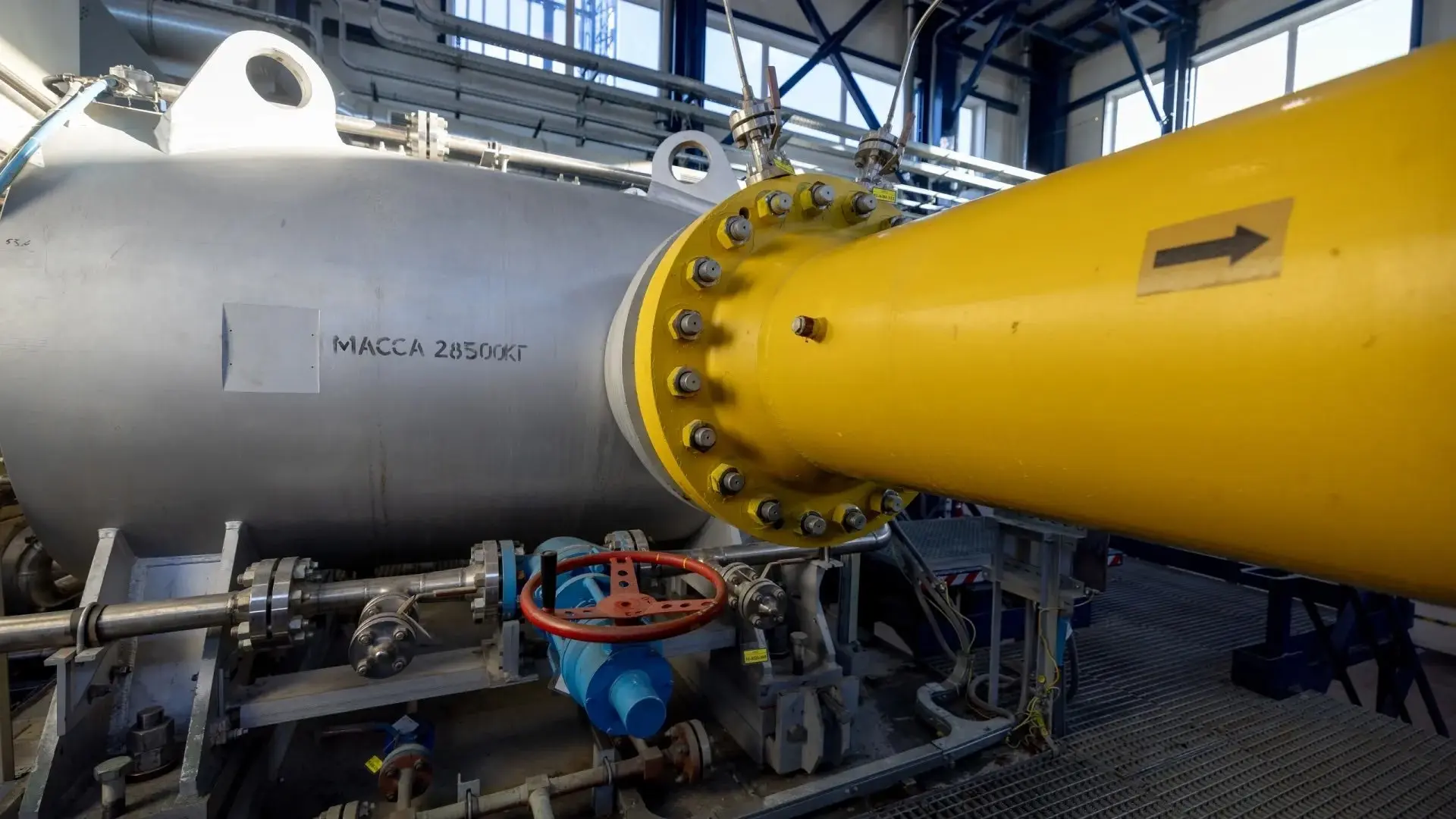 На Ямале введено в эксплуатацию новое крупное газоконденсатное месторождение, получивше...