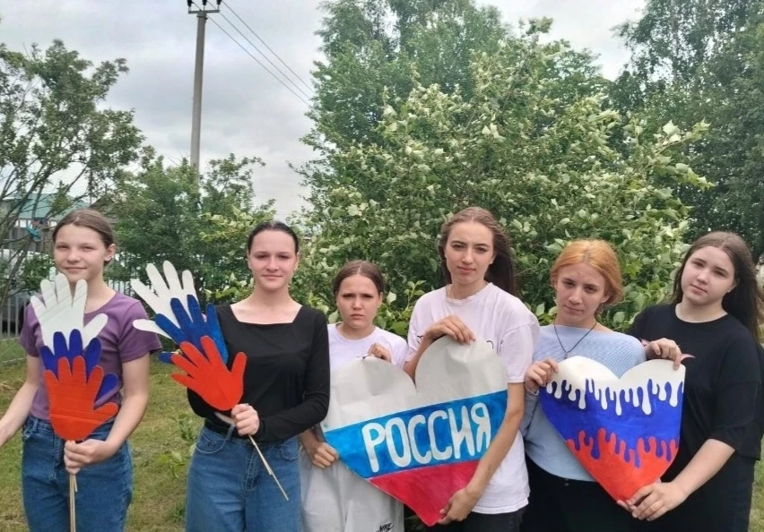 Родина -это не просто место на карте. Это дом, где растут мои дети, улица, на которой я...