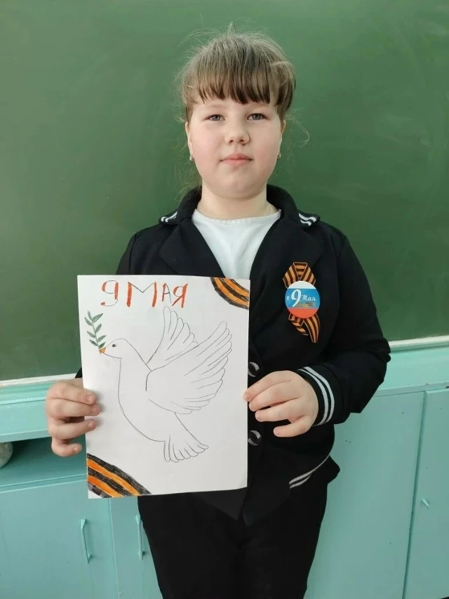 🎨 Наши Орлята продолжают украшать акцию своими замечательными рисунками!