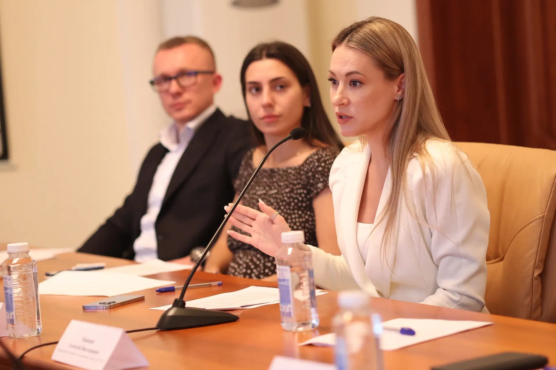 Вчера в Красноярске прошёл круглый стол, где обсуждали развитие криптоэкономики, AI и ц...