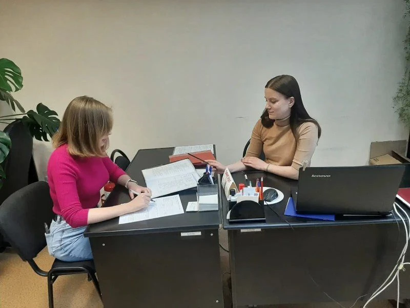 В Курске подростки с 14 лет могут найти работу при помощи Центра поддержки молодёжных и...