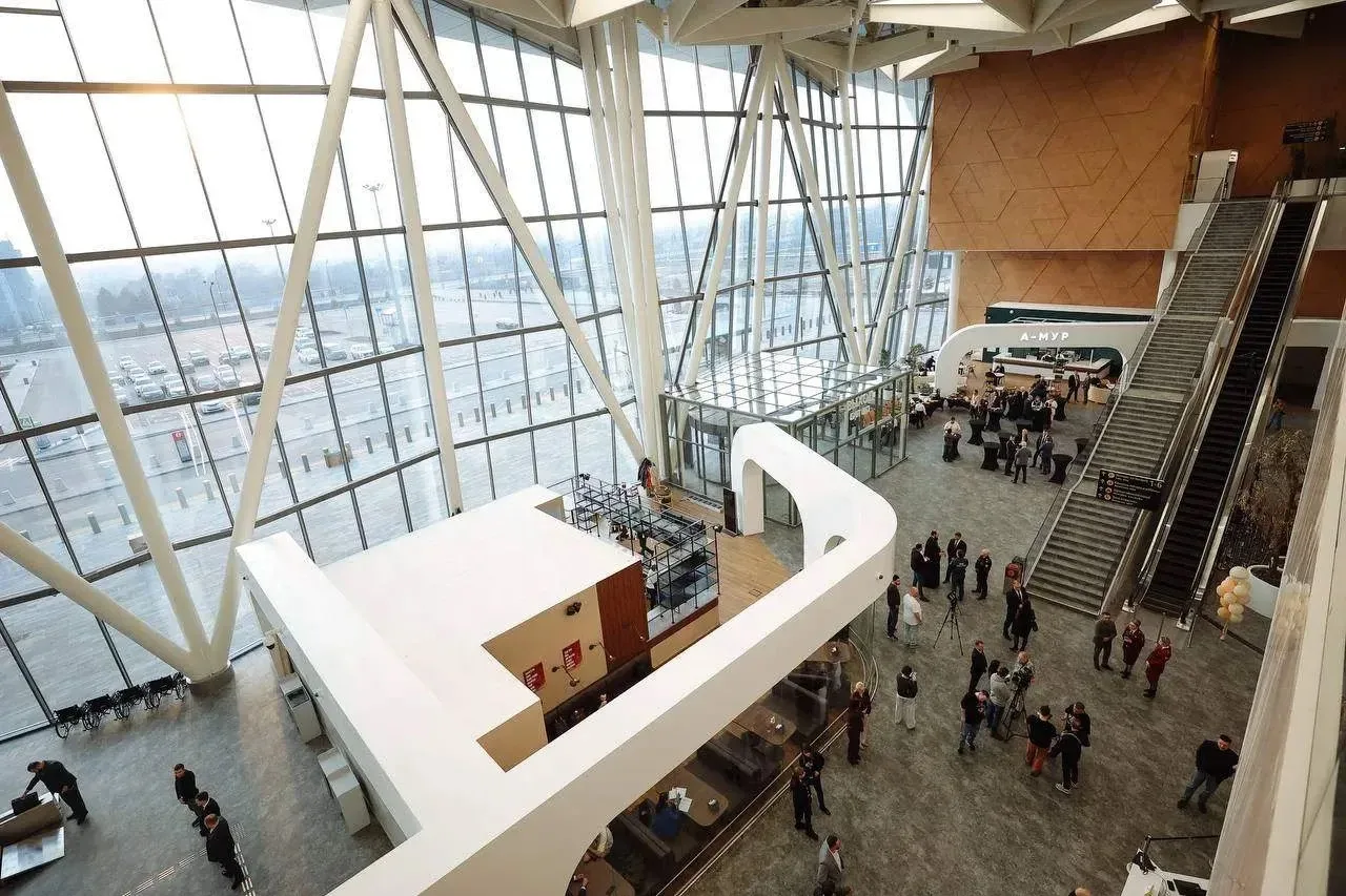 ✈️ В Амурской области открыли новый терминал аэропорта  Президент России Владимир Путин дал старт ра