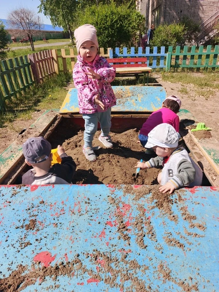 Важная тема: Безопасность на прогулке! ☀️
