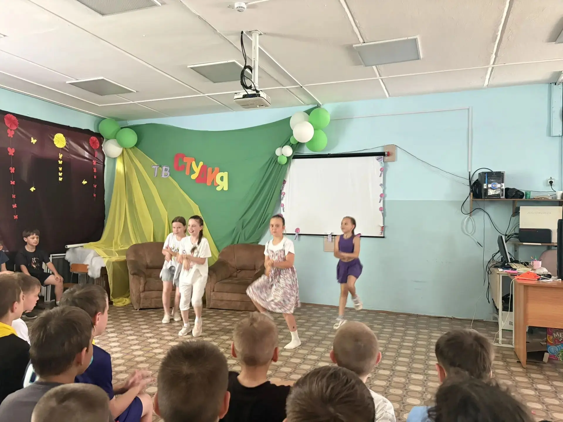 📺 Срочно в эфир! Финальный выпуск «3 канала» лагеря «Телегид» 
Вот и подошла к концу наша незабывае