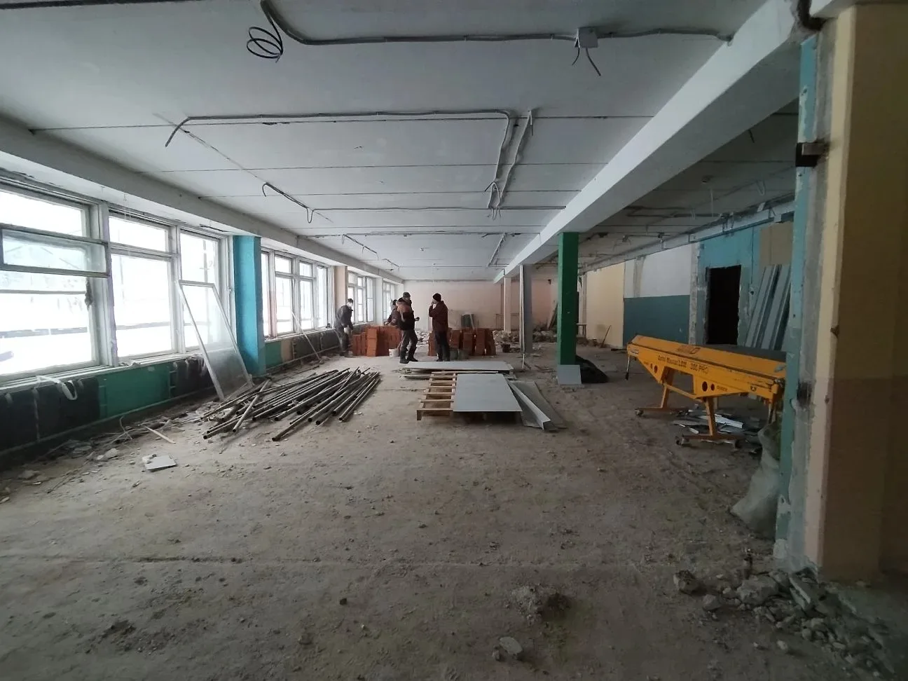 В образовательных учреждениях города полным ходом идет реализация масштабной программы по капитально