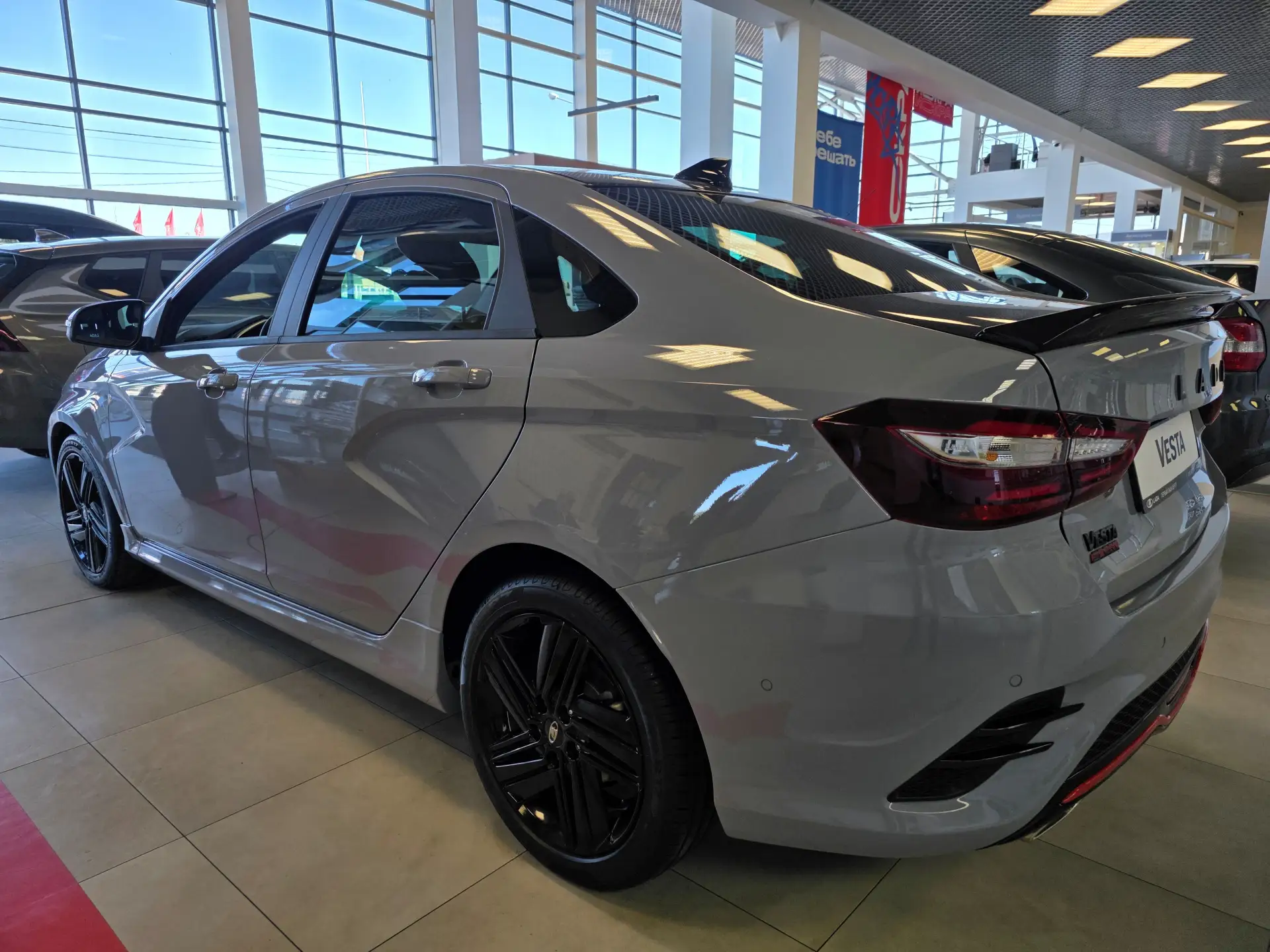 LADA Vesta Sport Тайфун — седан, который держит дорогу и не боится реагентов.