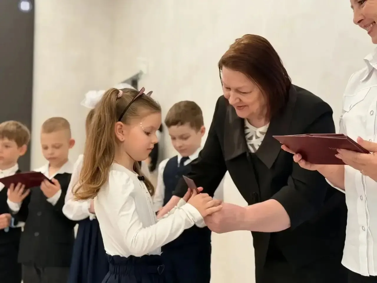 📸 Делимся кадрами с Дня посвящения в гимназисты!  С радостью публикуем фотографии с нашего трогатель