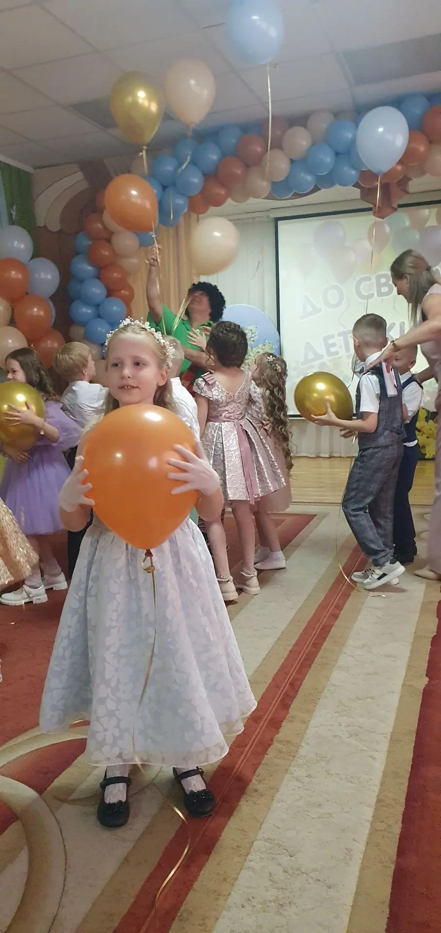 Сегодня в детском саду особенный день! Мы с гордостью провожаем наших выпускников в шко...