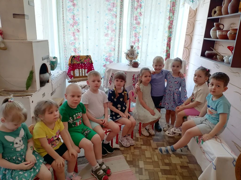 Сегодня мы снова в гостях в нашем музее "Русская изба" ☀
