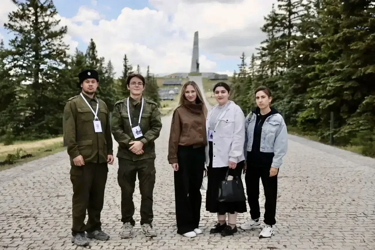 👉🏻Представители РГЭУ (РИНХ) отработали навыки казачьей военной подготовки на образова...