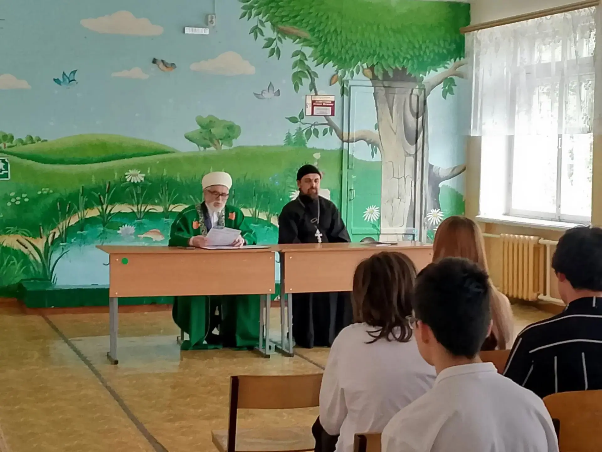 Профилактика экстремизма и терроризма: открытый диалог в школе