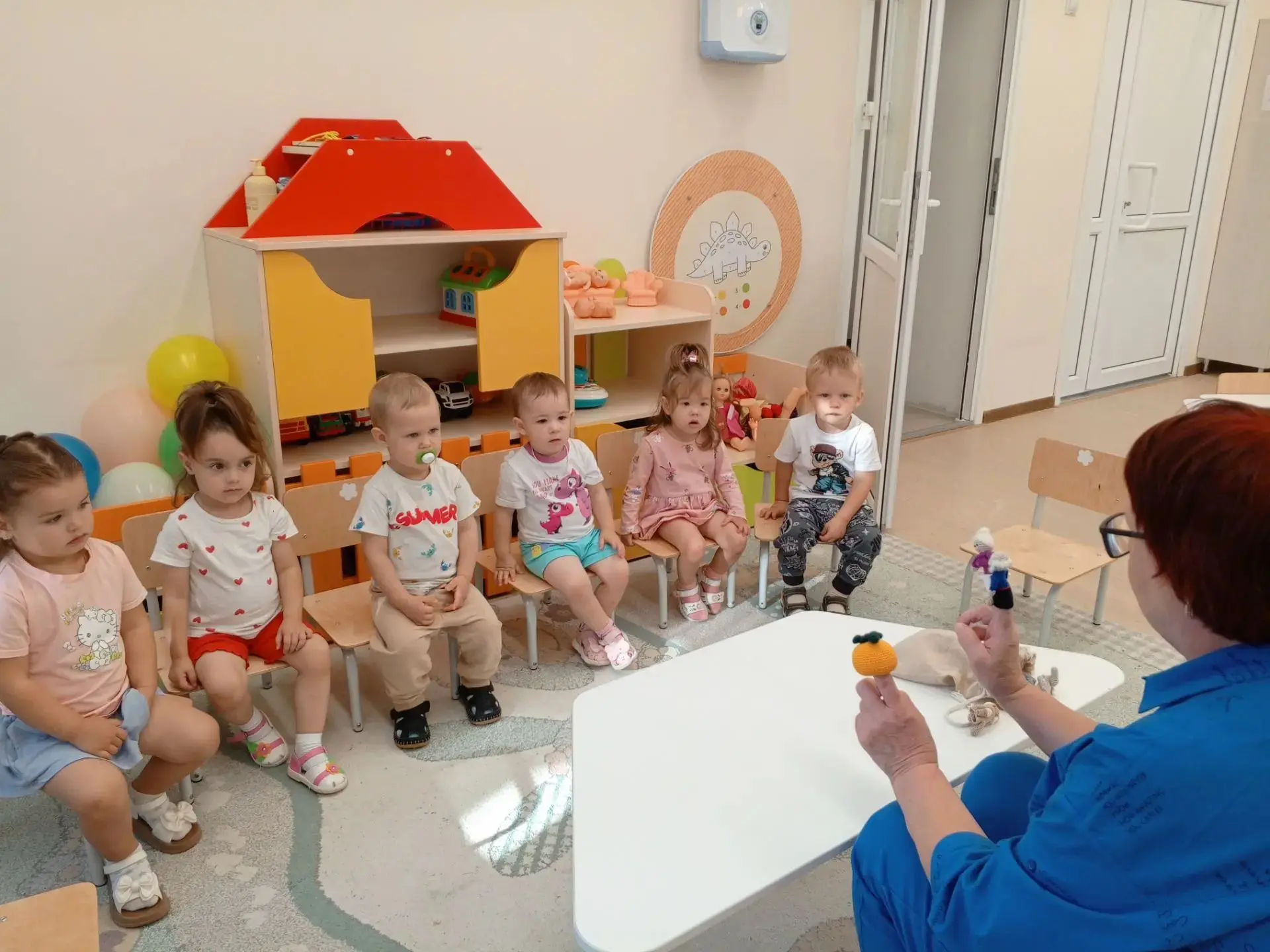 🥕 Тянем-потянем: как «Репка» и лепка помогают малышам расти